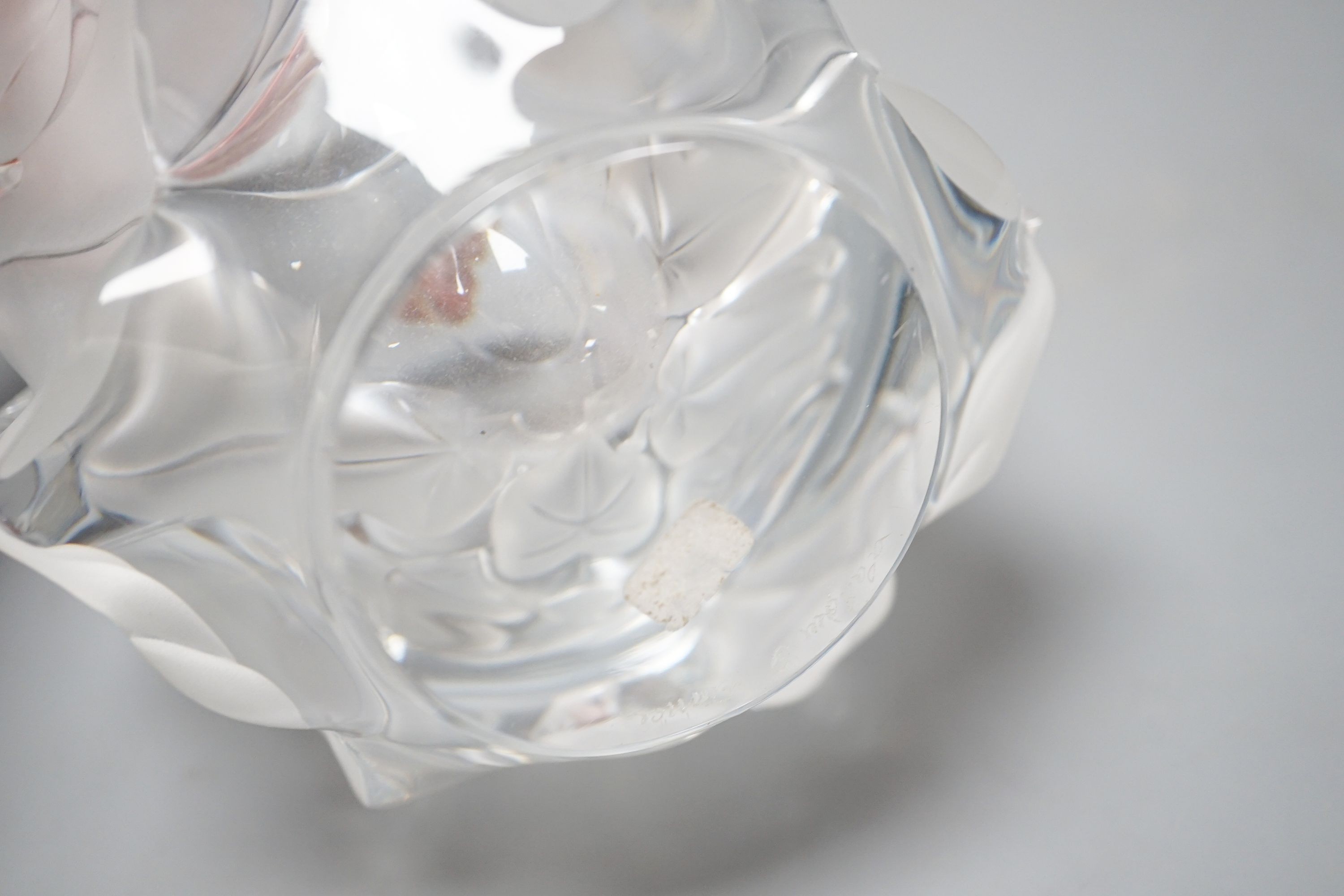 A modern Lalique glass vase 17cm